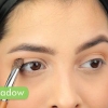 Faire des yeux de chat avec un eye-liner