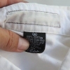Élimine les taches de sang séché sur le tissu