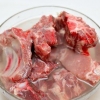 Préparer le cou de porc