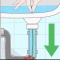 Déboucher un drain