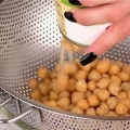 Préparer des pois chiches en conserve