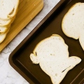 Faire des toasts au four