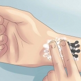 Enlever un tatouage avec du sel