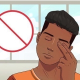 Retirer le spray au poivre de vos yeux