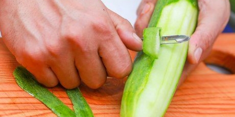Faire du tzatziki
