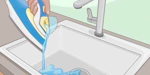 Enlever les taches d'eau sur le bois